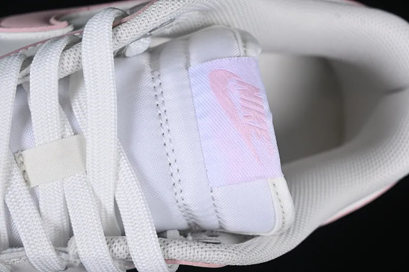 All Categories Nk SB Dunk Series Nk SB Dunk Low Low-top sneakers Nike SB Dunk Low White and pink color Anniversary high-end customization Low-top casual sneakers WP0212-013